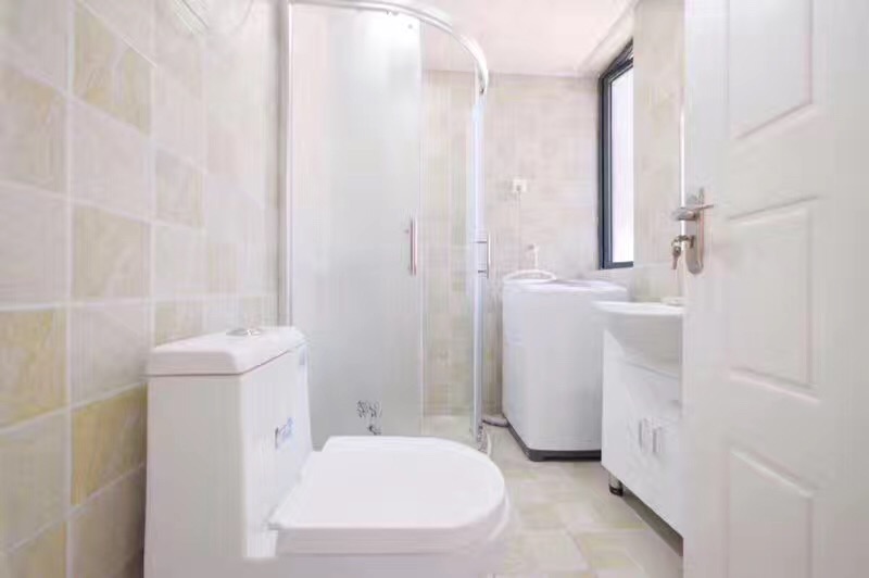 Bathrooms-Master Bathroom
