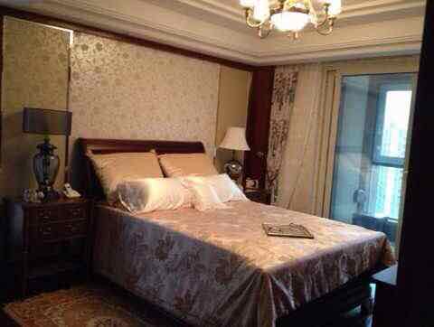 Bedrooms-Master Bedroom