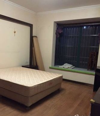 Bedrooms-Master Bedroom
