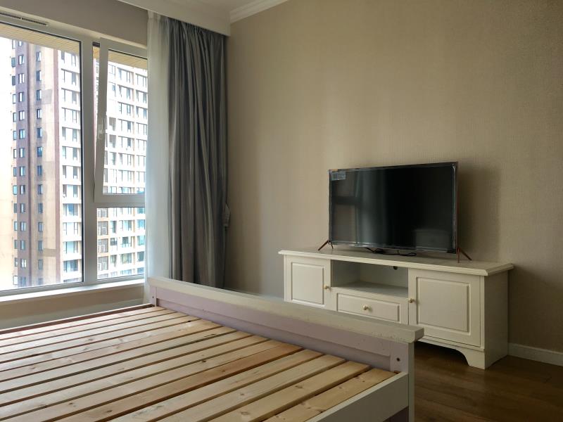 Bedrooms-Master Bedroom