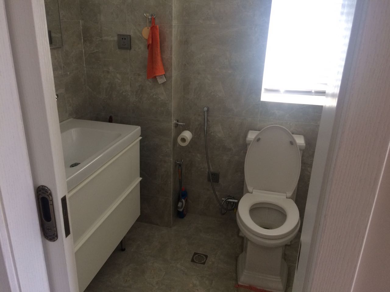 Bathrooms-Master Bathroom