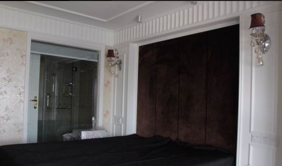 Bedrooms-Master Bedroom