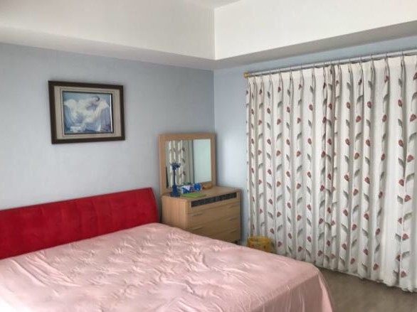 Bedrooms-Master Bedroom