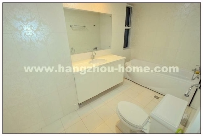 Bathrooms-Master Bathroom