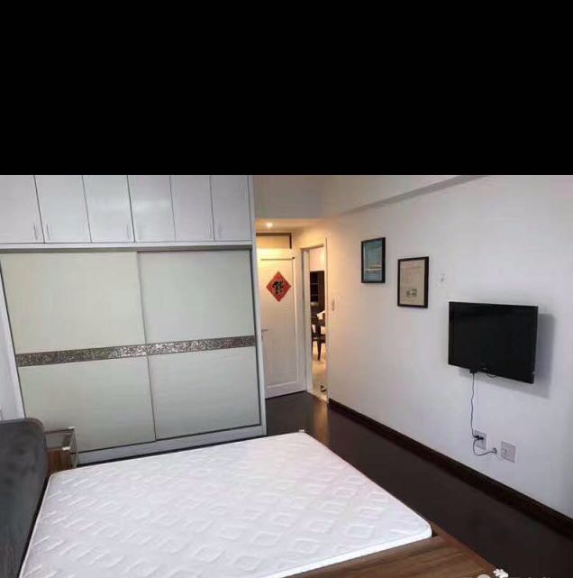 Bedrooms-Master Bedroom