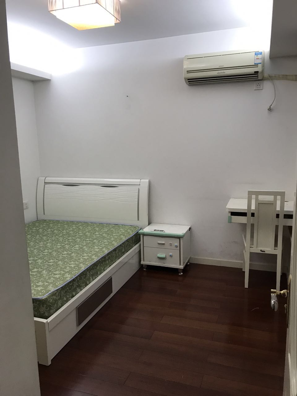 Bedrooms-2nd Bedroom
