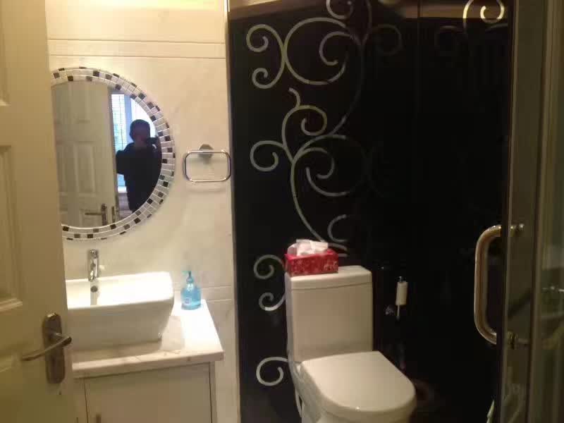Bathrooms-Master Bathroom