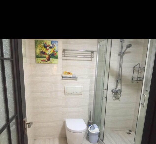 Bathrooms-Master Bathroom