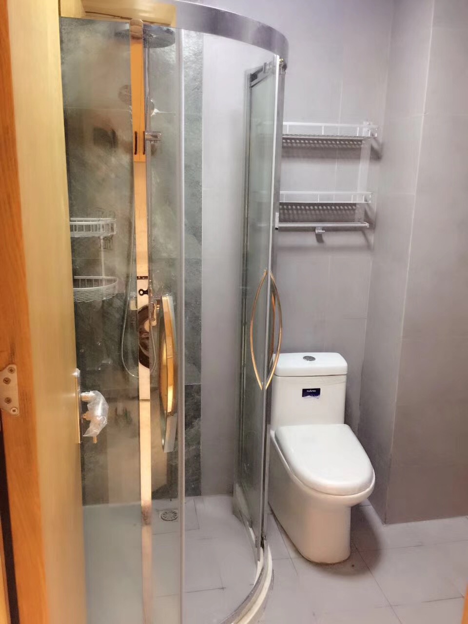 Bathrooms-Master Bathroom