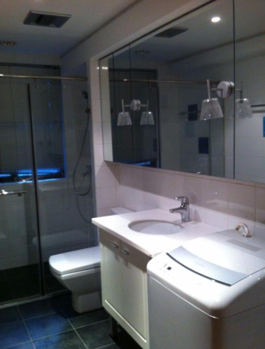 Bathrooms-Master Bathroom