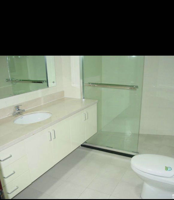 Bathrooms-Master Bathroom