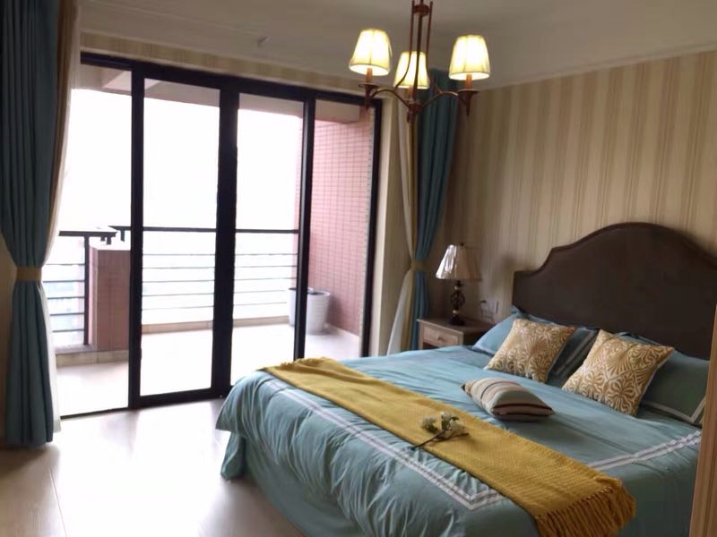 Bedrooms-Master Bedroom