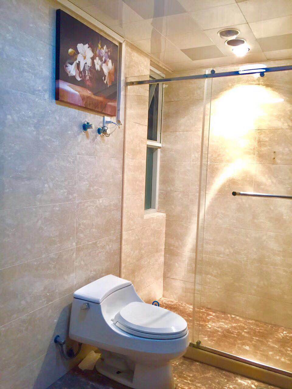 Bathrooms-Master Bathroom