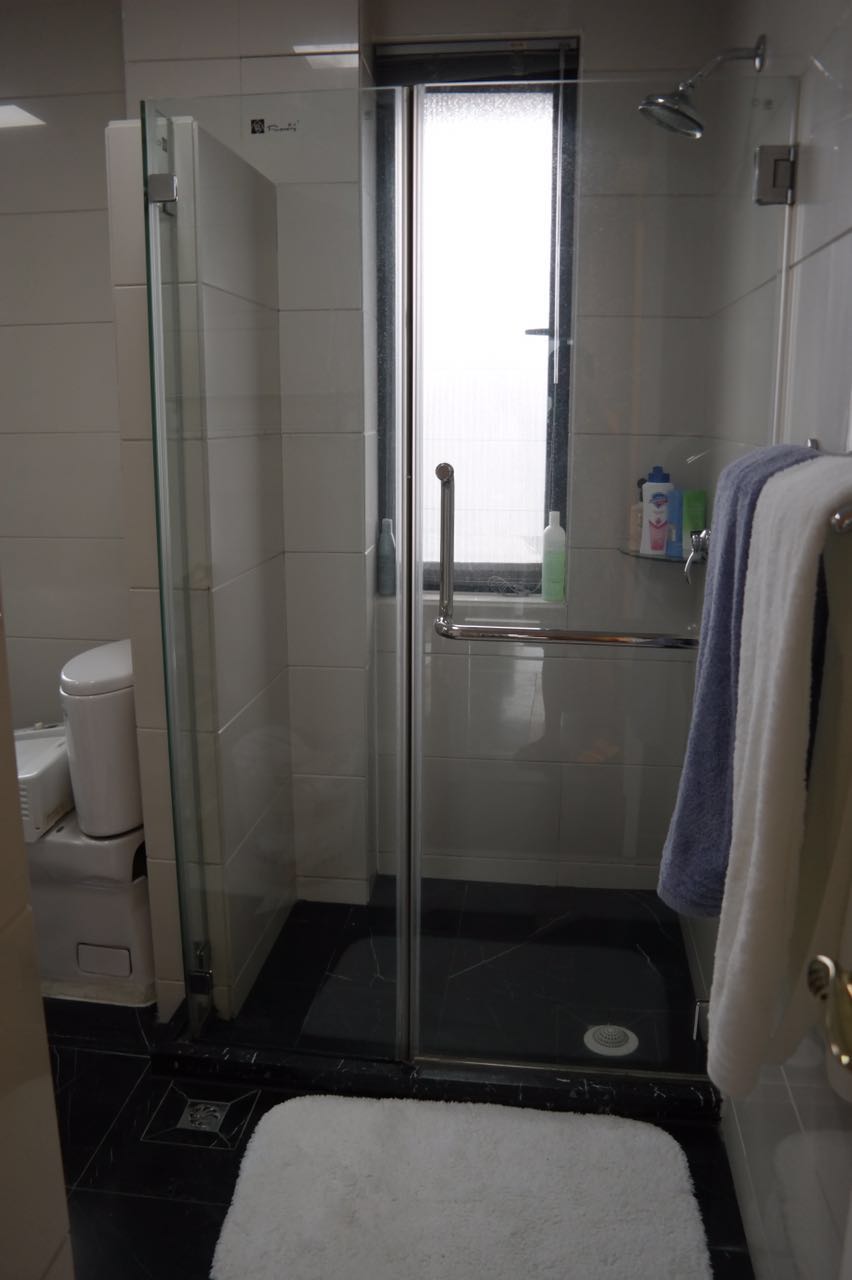 Bathrooms-Master Bathroom