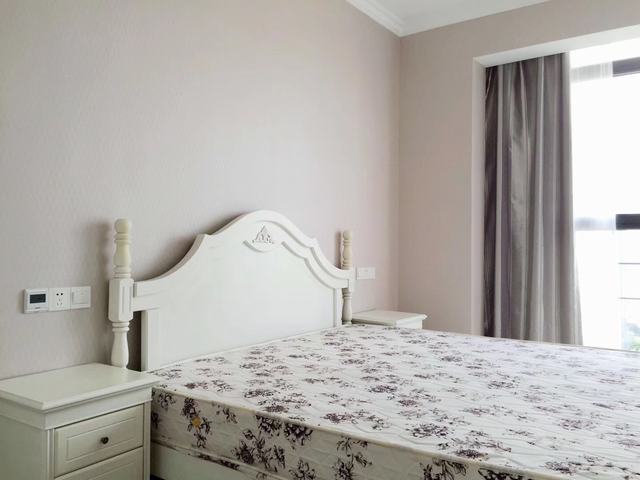 Bedrooms-Master Bedroom