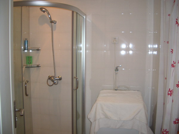 Bathrooms-Master Bathroom
