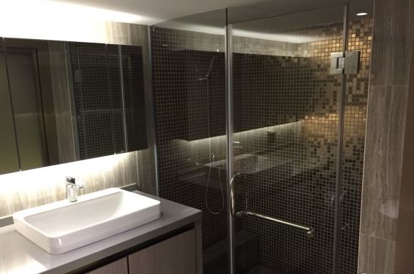 Bathrooms-Master Bathroom