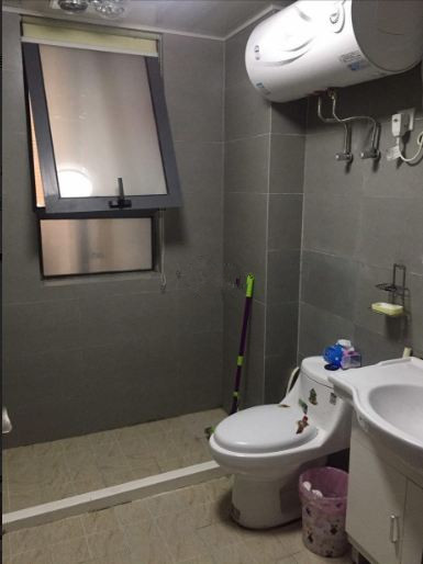 Bathrooms-Master Bathroom