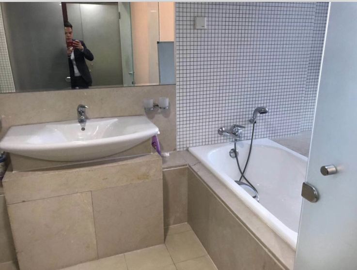 Bathrooms-Master Bathroom