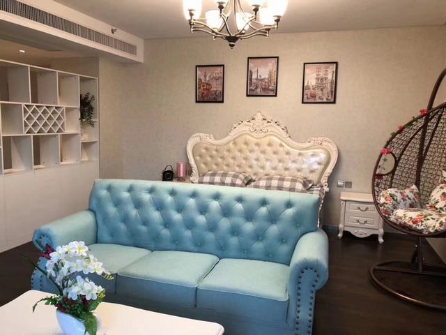 Bedrooms-Master Bedroom