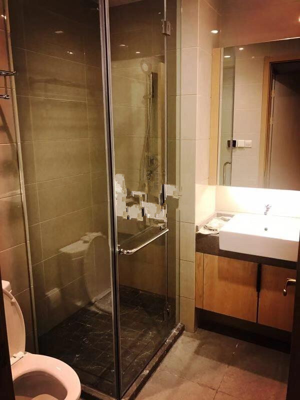 Bathrooms-Master Bathroom