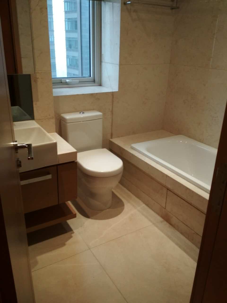 Bathrooms-Master Bathroom
