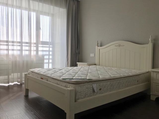 Bedrooms-2nd Bedroom