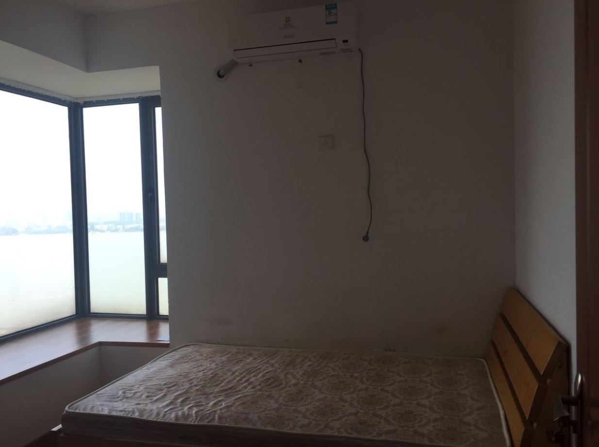Bedrooms-2nd Bedroom