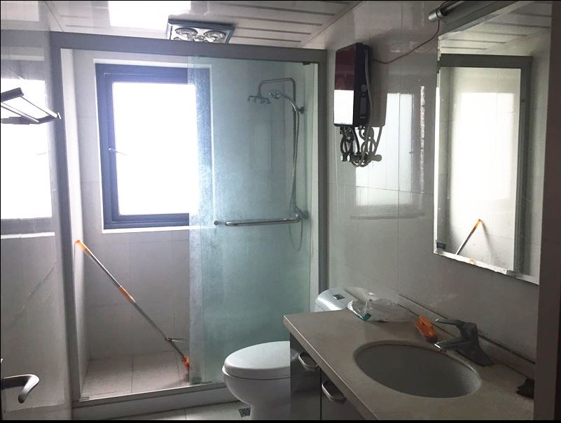 Bathrooms-Master Bathroom