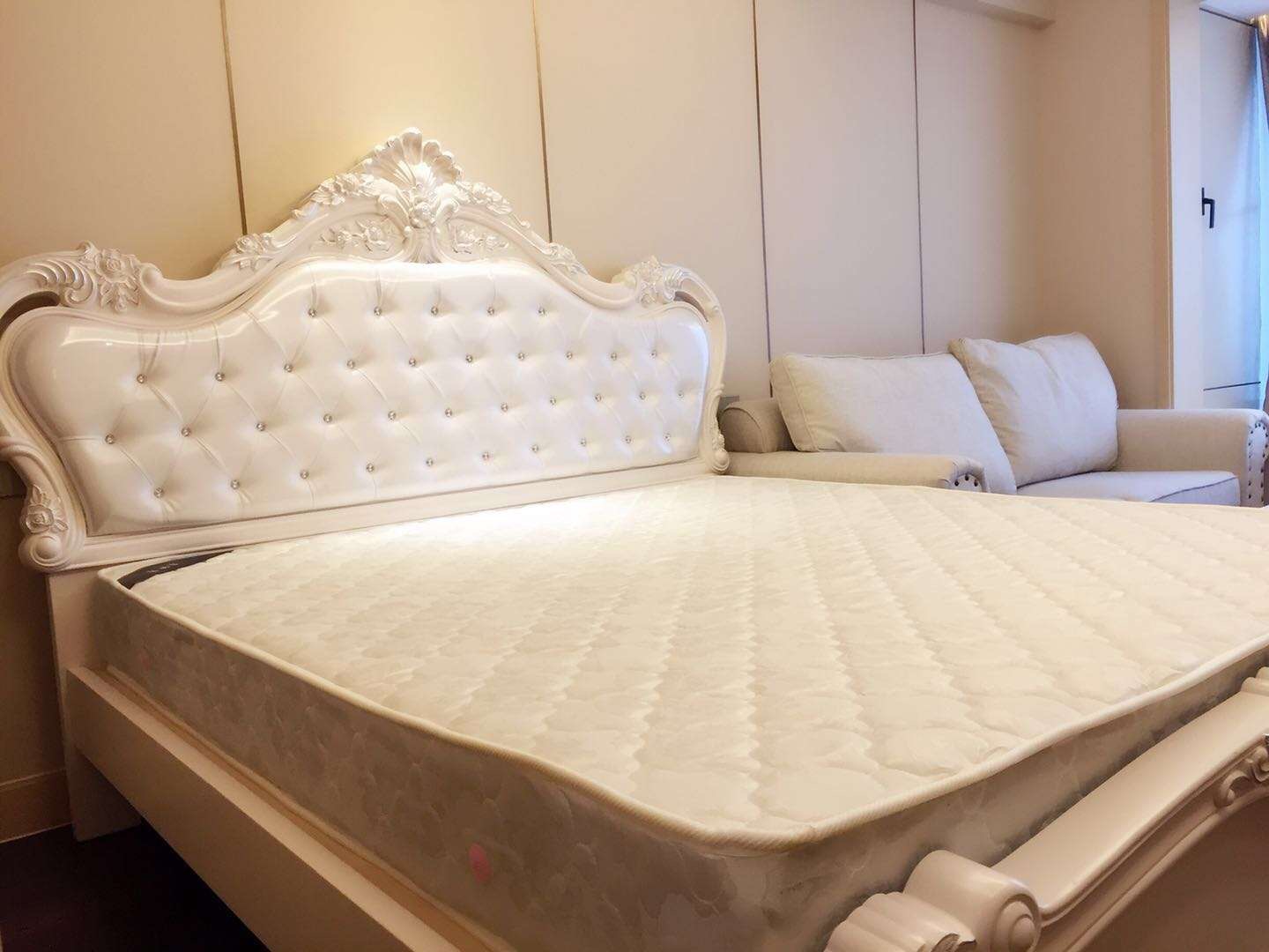 Bedrooms-Master Bedroom