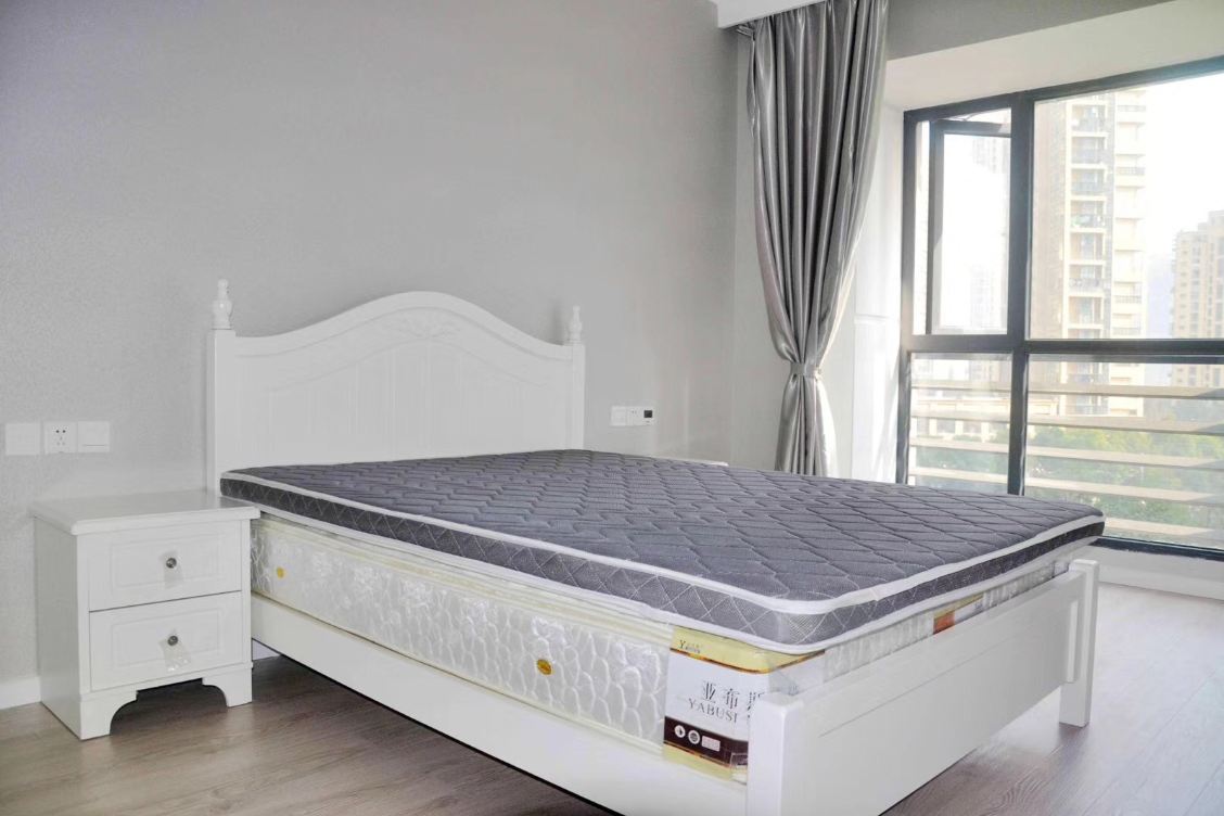 Bedrooms-Master Bedroom