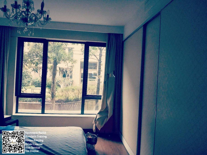 Bedrooms-Master Bedroom
