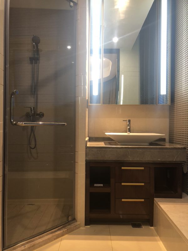 Bathrooms-Master Bathroom