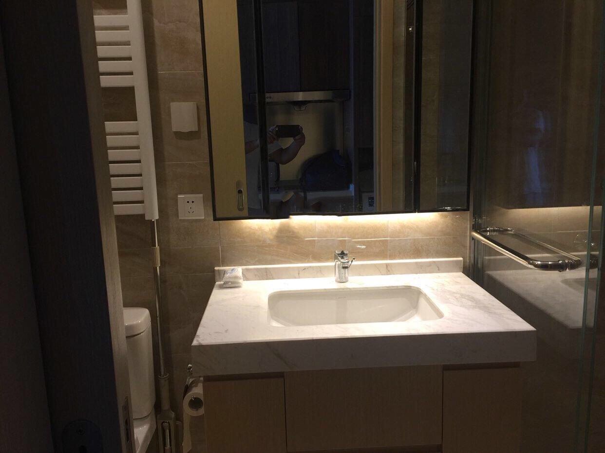 Bathrooms-Master Bathroom