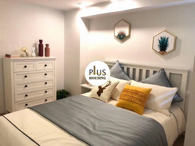 Bedrooms-Master Bedroom