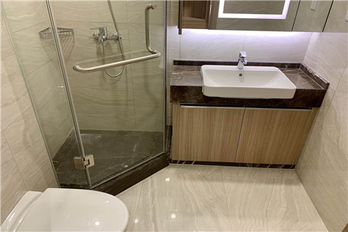Bathrooms-Master Bathroom