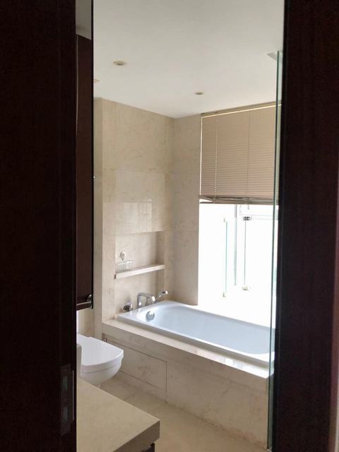Bathrooms-Master Bathroom