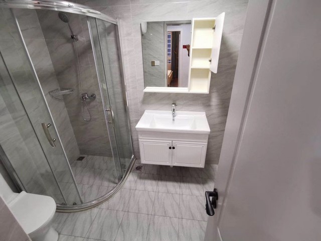Bathrooms-Master Bathroom