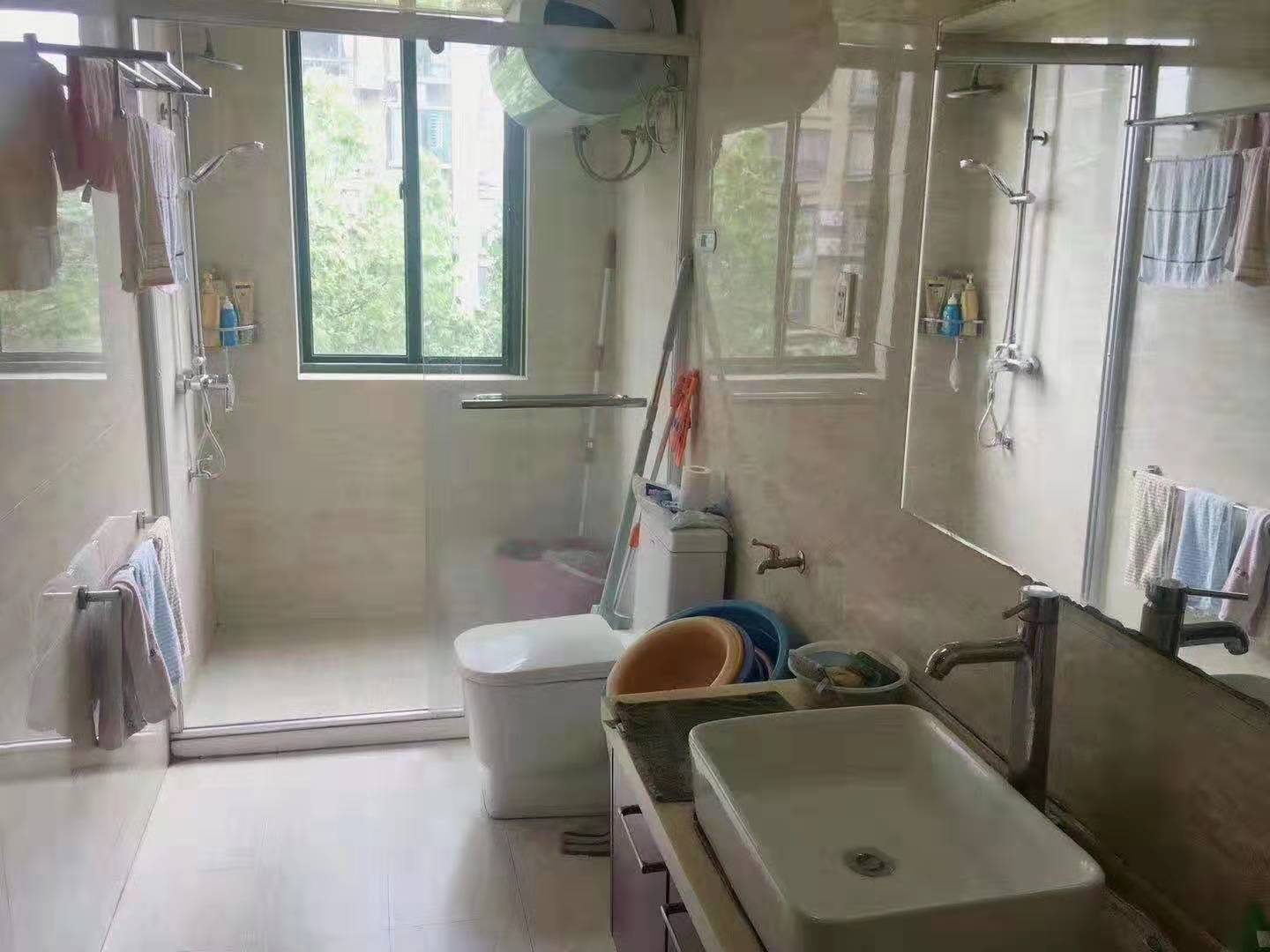 Bathrooms-2nd Bathroom