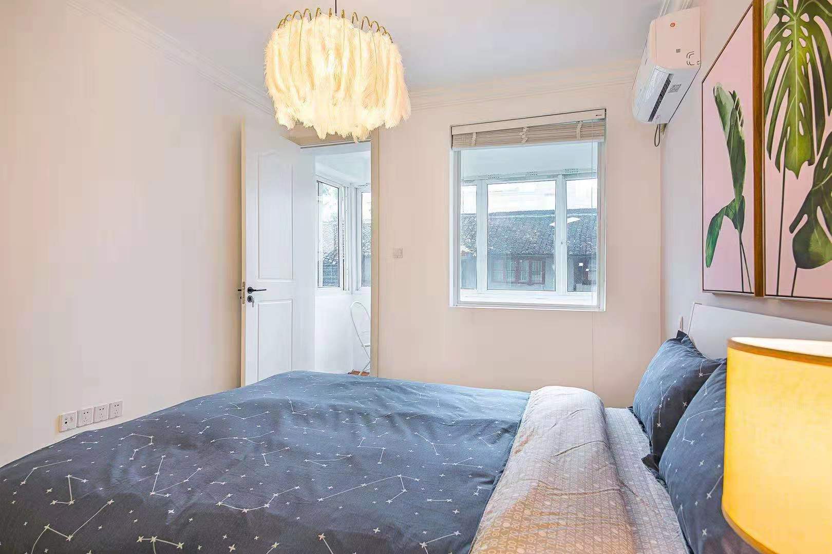 Bedrooms-Master Bedroom
