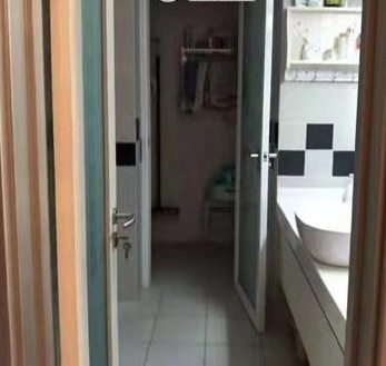 Bathrooms-2nd Bathroom