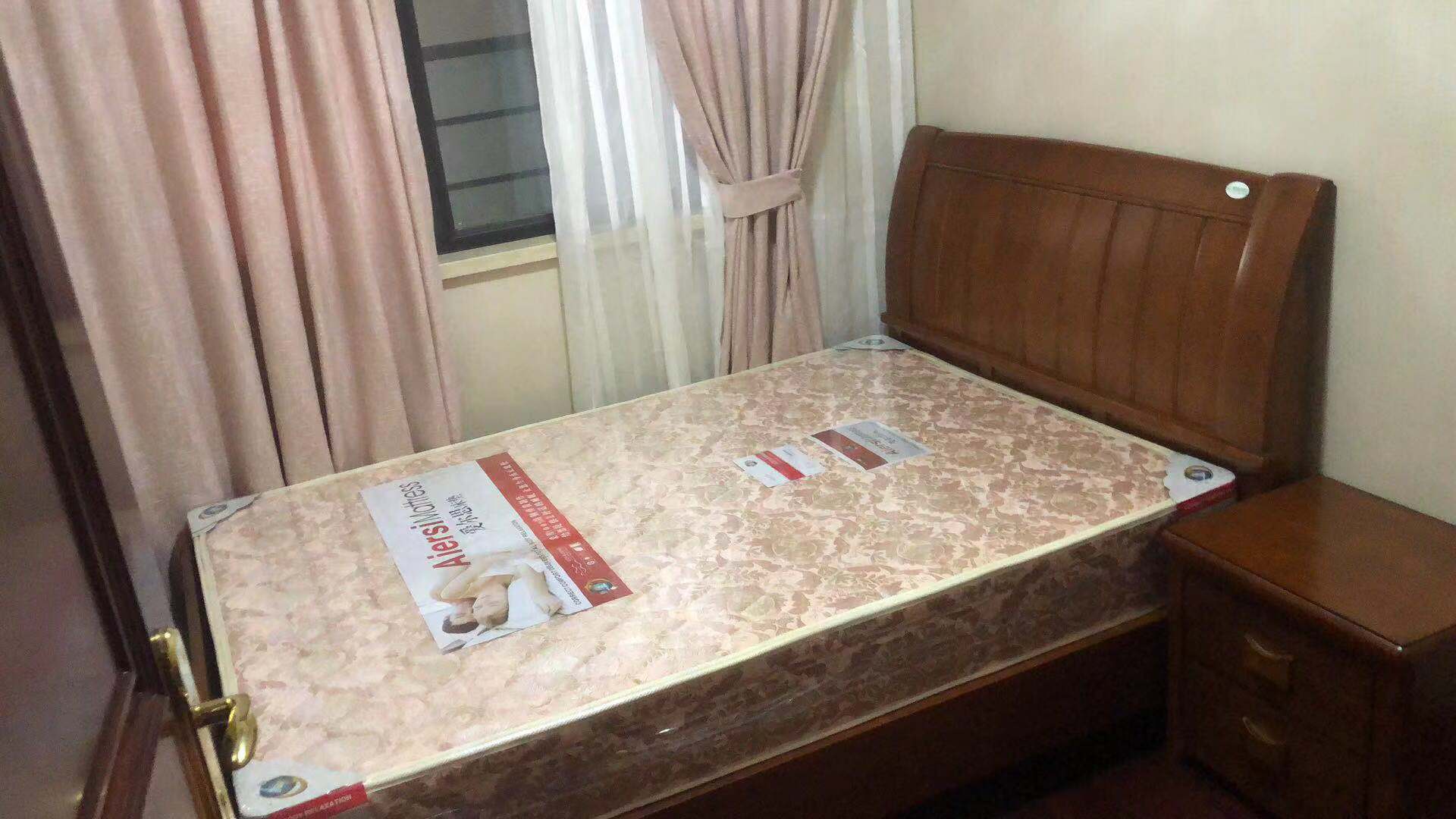 Bedrooms-2nd Bedroom