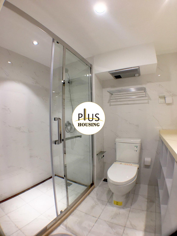 Bathrooms-Master Bathroom