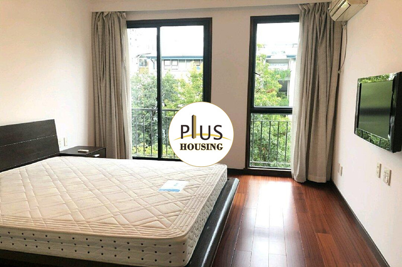 Bedrooms-Master Bedroom