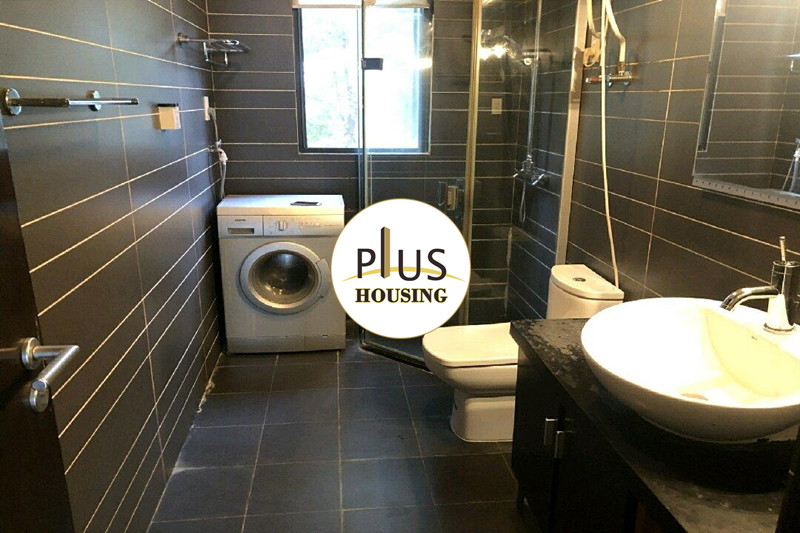 Bathrooms-2nd Bathroom