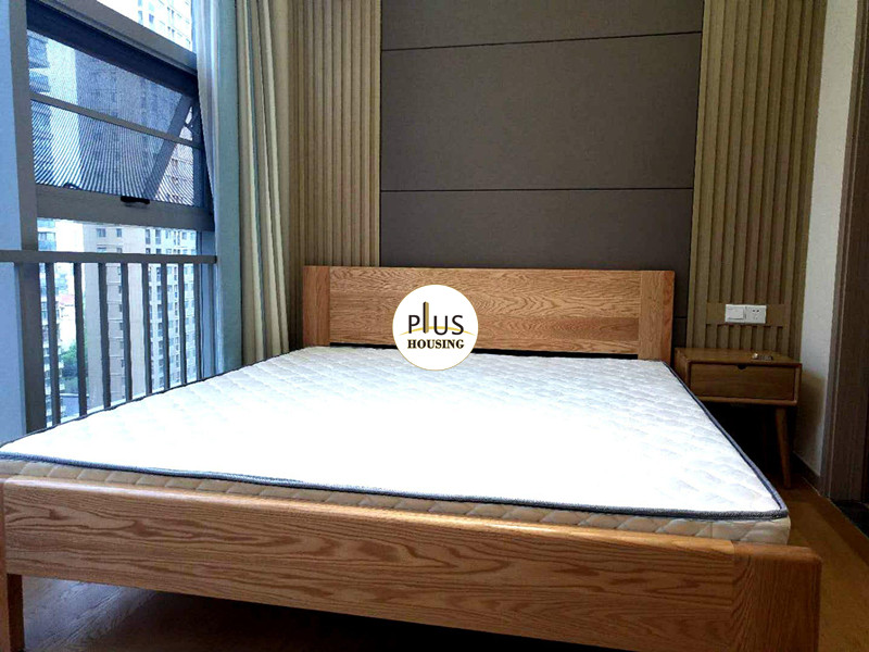Bedrooms-Master Bedroom