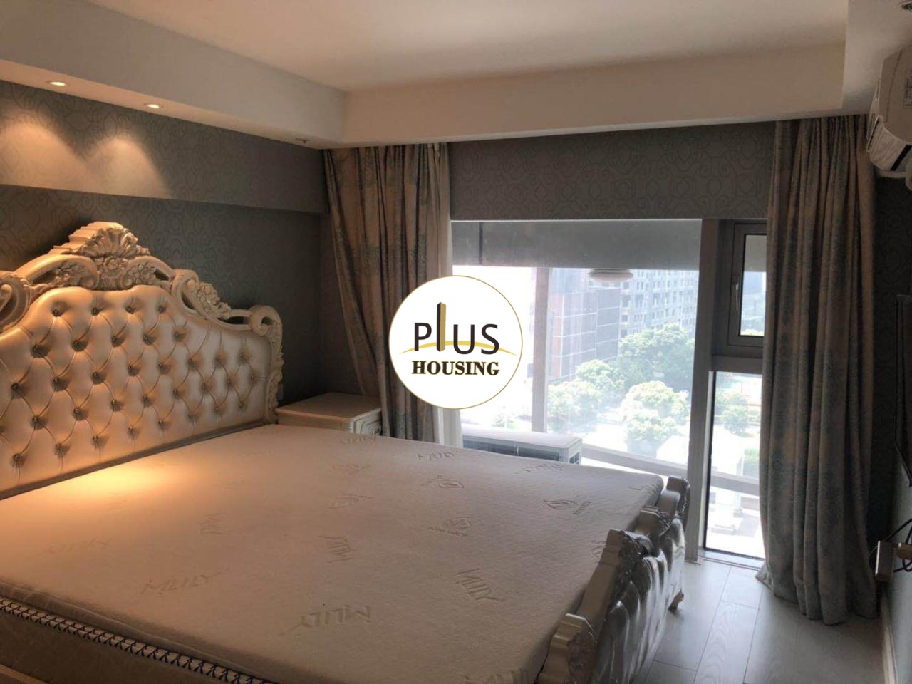 Bedrooms-Master Bedroom