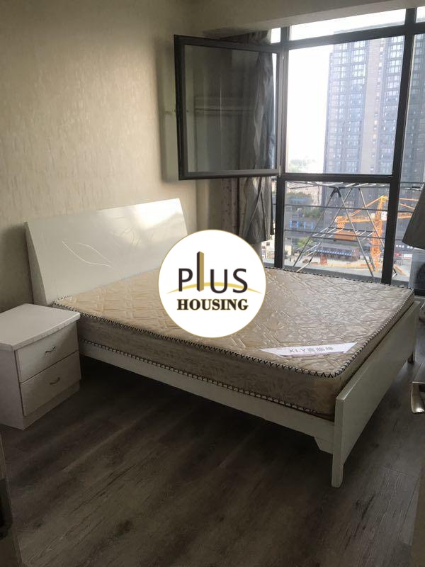 Bedrooms-Master Bedroom