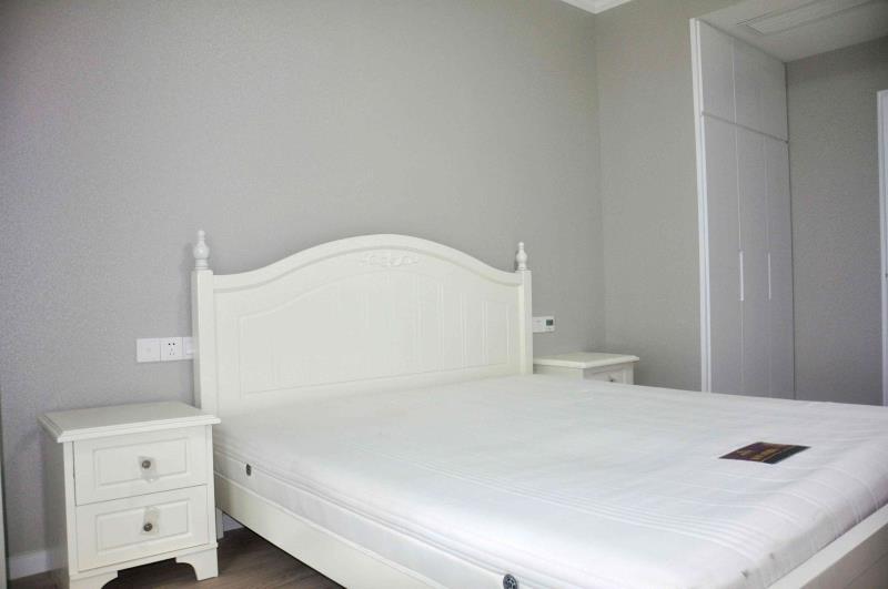 Bedrooms-Master Bedroom