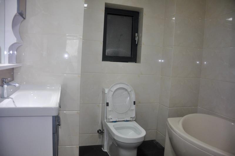 Bathrooms-Master Bathroom